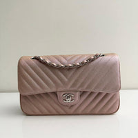 CHANEL Metallic Caviar Chevron Quilted Medium Double Flap Light Gold