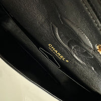CHANEL Vintage 24K Medium Classic Caviar Double Flap