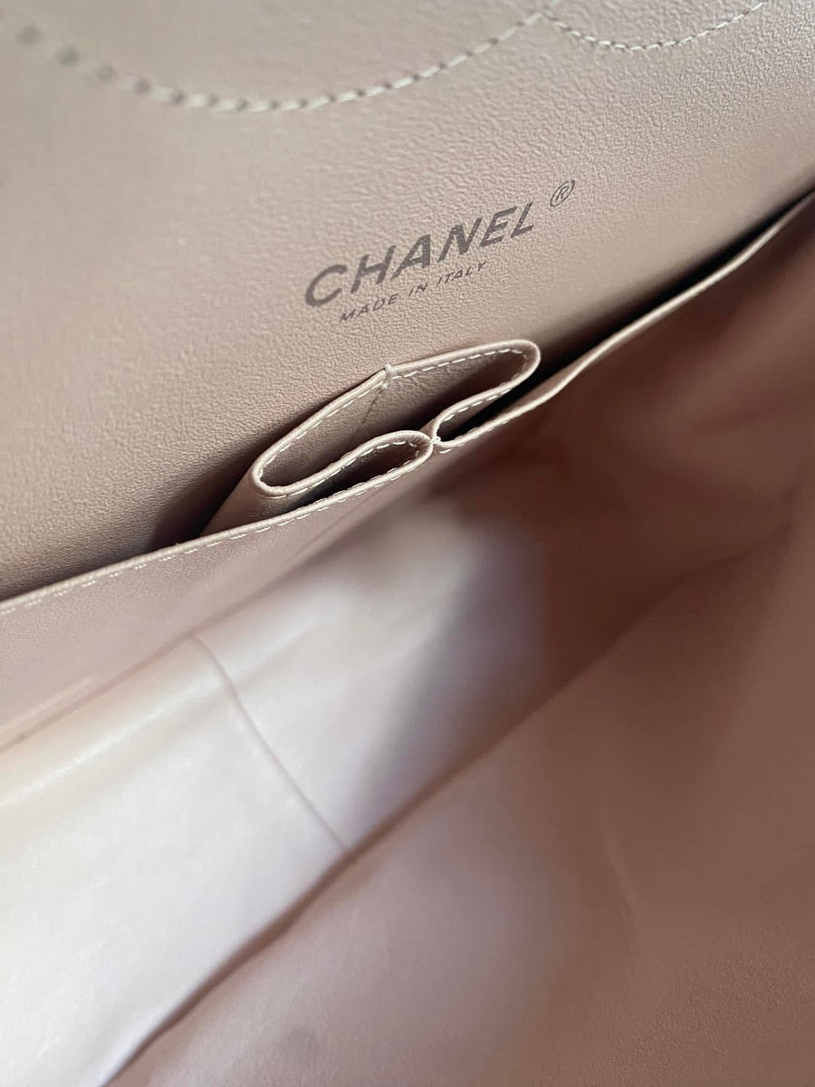 CHANEL Jumbo Classic Double Flap Pink Caviar SHW