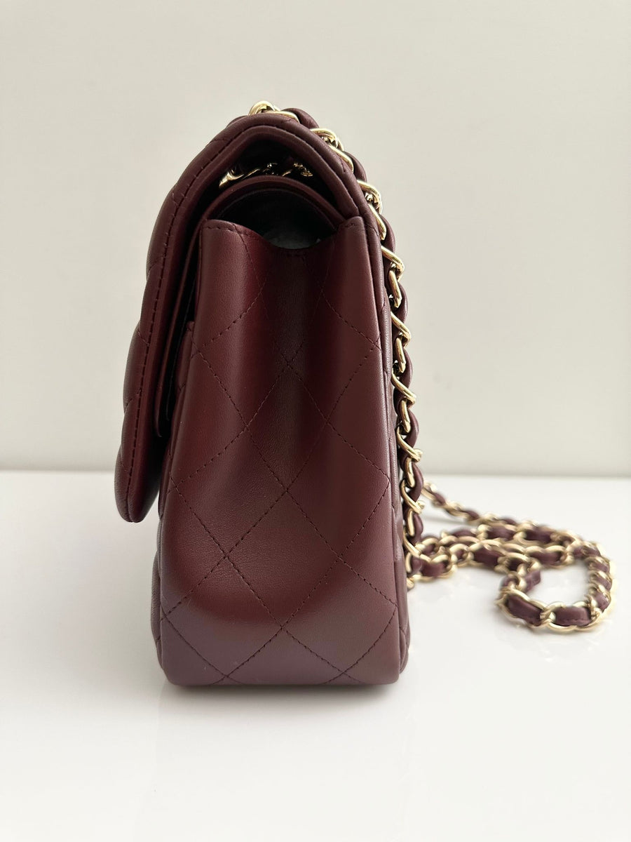 CHANEL Jumbo Classic Double Flap Burgundy Lambskin GHW