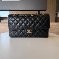 CHANEL Medium Classic Caviar Double Flap