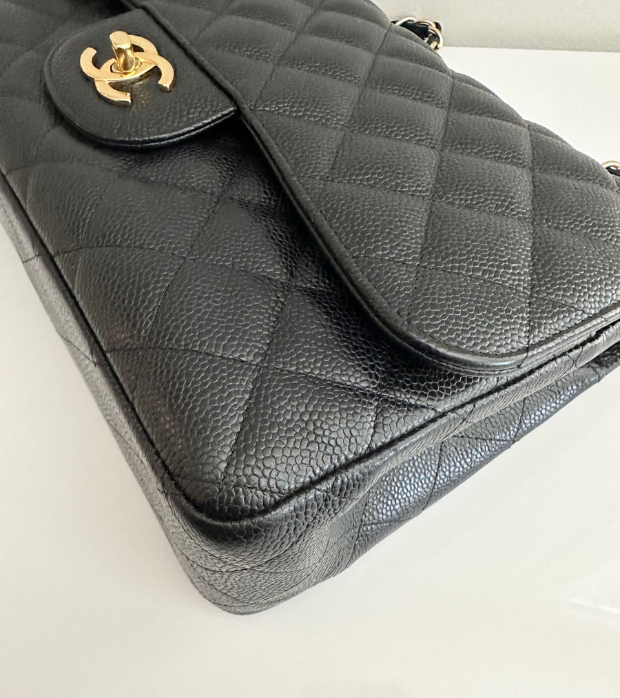 CHANEL Jumbo Classic Double Flap Black Caviar GHW