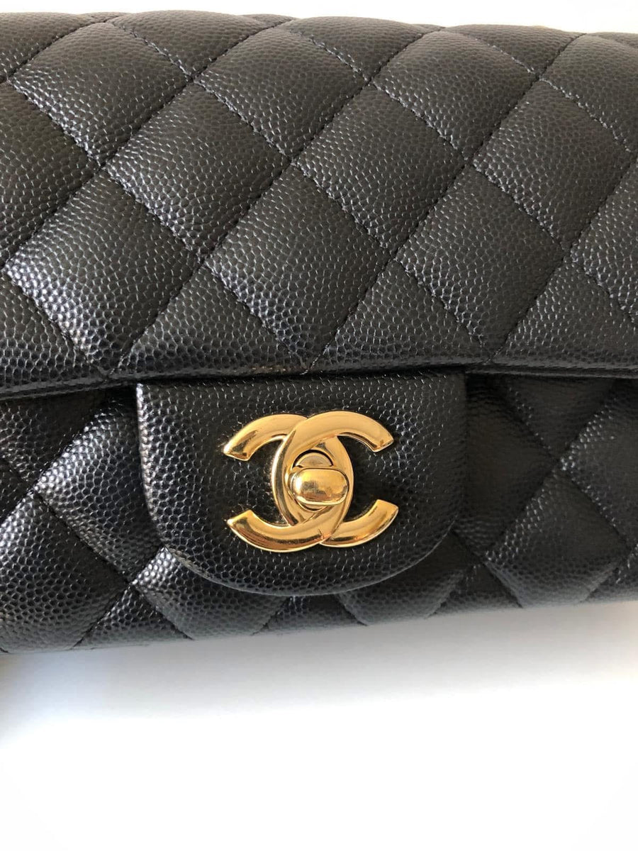 Chanel 17B Caviar Black Quilted Classic Flap Mini GHW