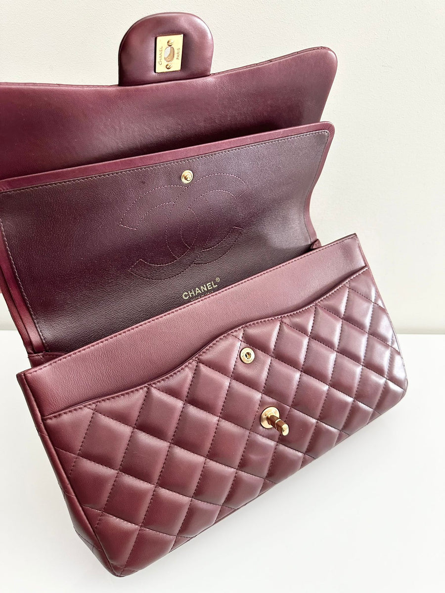 CHANEL Jumbo Classic Double Flap Burgundy Lambskin GHW