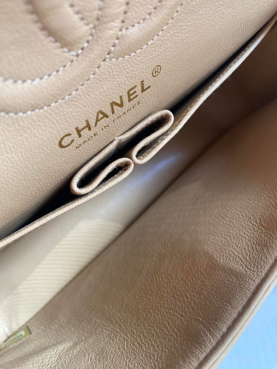 CHANEL Vintage 24K Medium Classic Lambskin Double Flap GHW