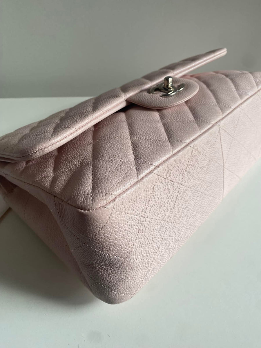 CHANEL Jumbo Classic Double Flap Pink Caviar SHW