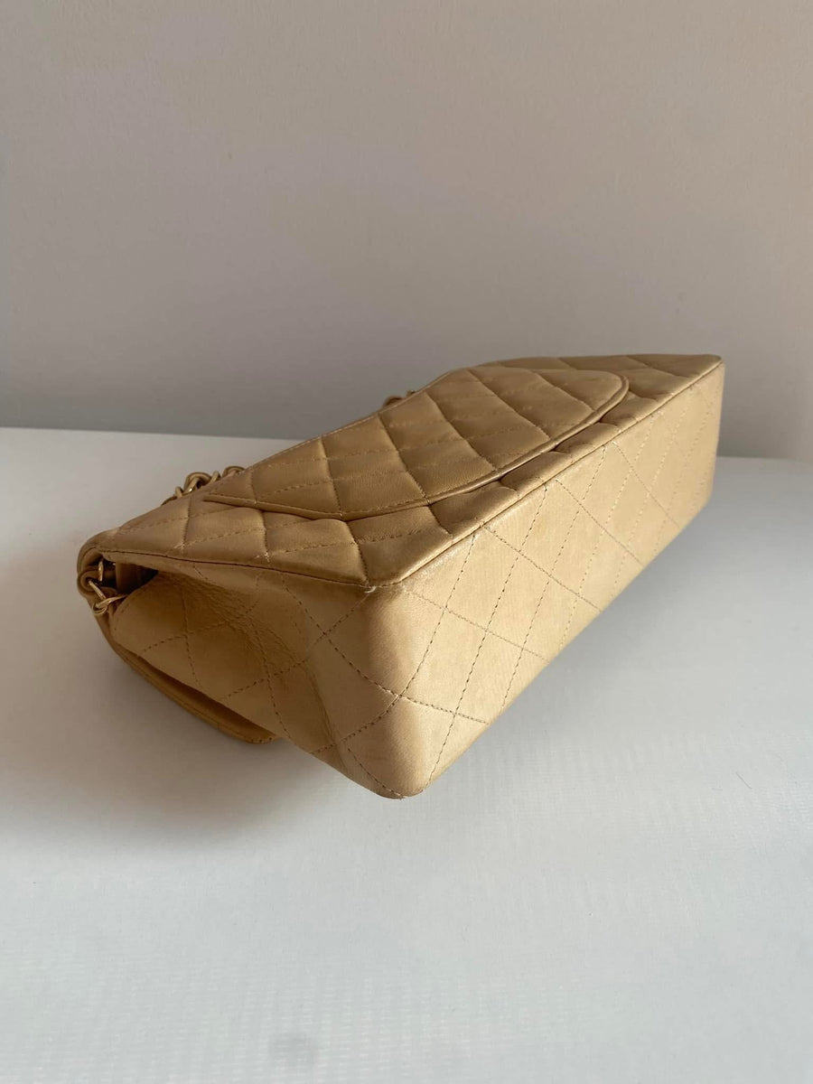 CHANEL Vintage 24K Medium Classic Lambskin Double Flap GHW