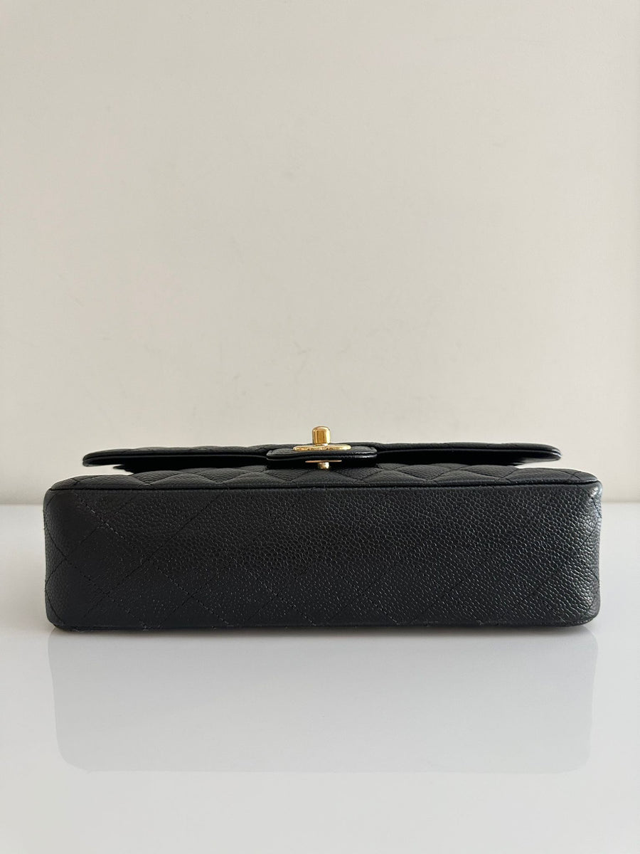 CHANEL Vintage 24K Medium Classic Caviar Double Flap