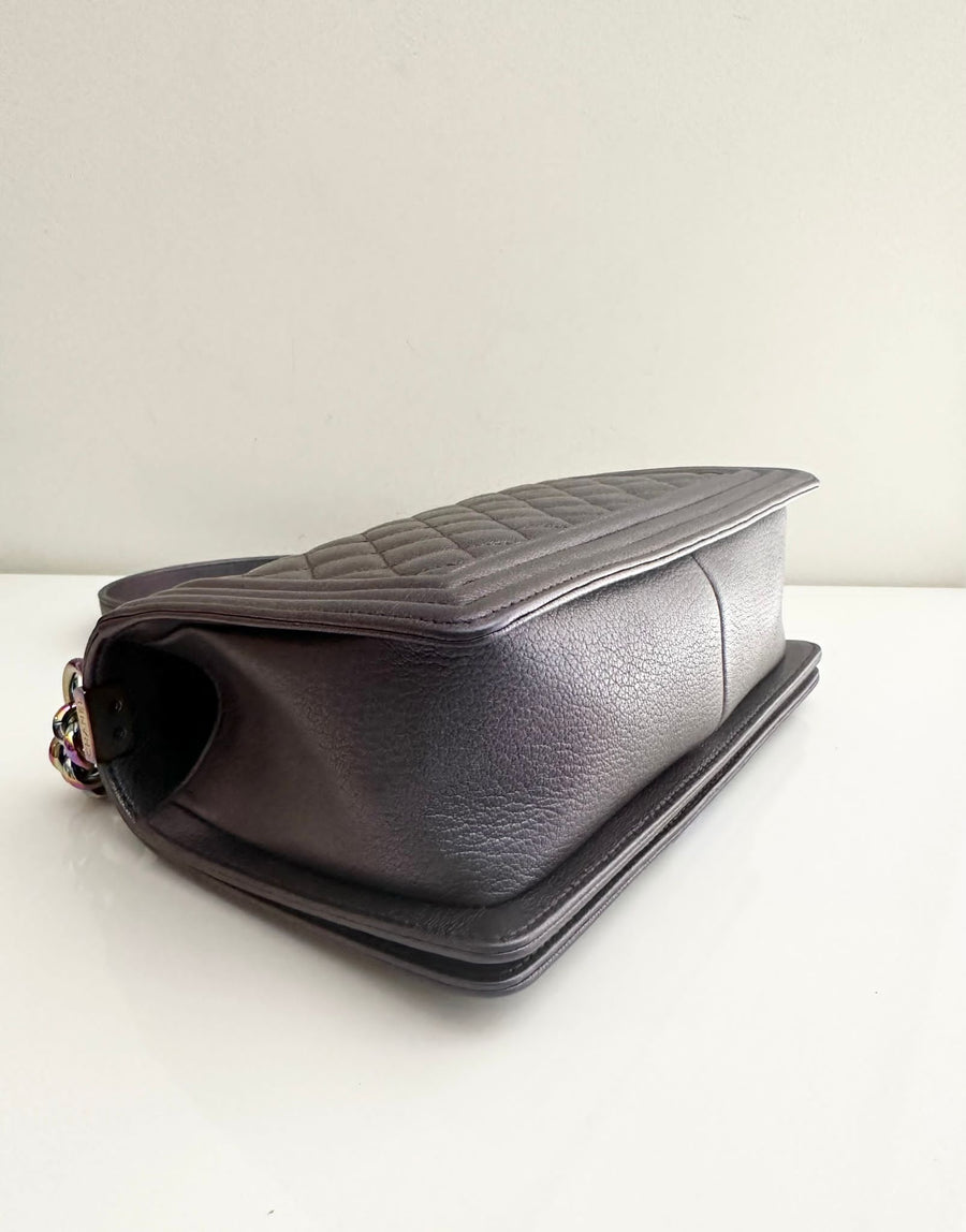 CHANEL Old Medium Boy Purple Mermaid