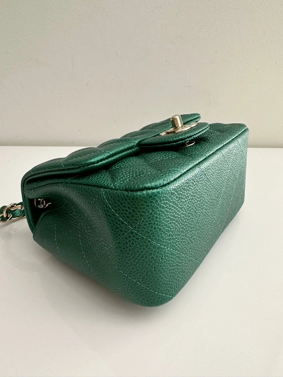 CHANEL Classic Mini Caviar Flap 18s Emerald Green Light Gold Hardware