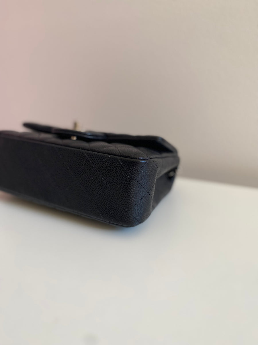 CHANEL Chanel Caviar Black Quilted Classic Flap Mini SHW