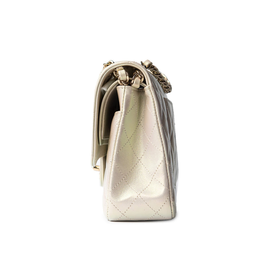 CHANEL 20B Iridescent Ivory Medium Classic Double Flap – eurotrash